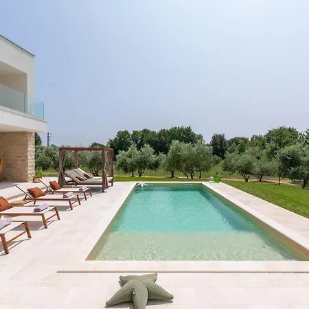 Casa Del Oro Villa *